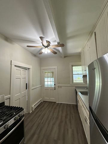 9 Buxton Court 9, Andover, MA 01810