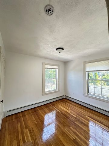 9 Buxton Court 9, Andover, MA 01810