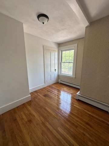 9 Buxton Court 9, Andover, MA 01810