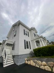 9 Buxton Court 9, Andover, MA 01810