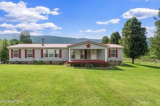 833 Shirley Rd, Washburn, TN 37888
