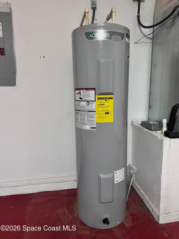 2073 Clover Street NE, Palm Bay, FL 32905