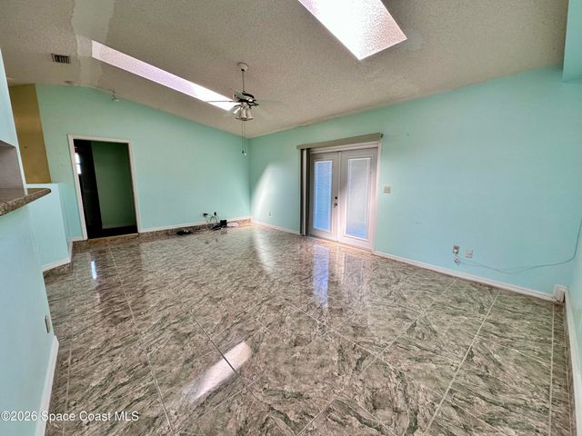 2073 Clover Street NE, Palm Bay, FL 32905
