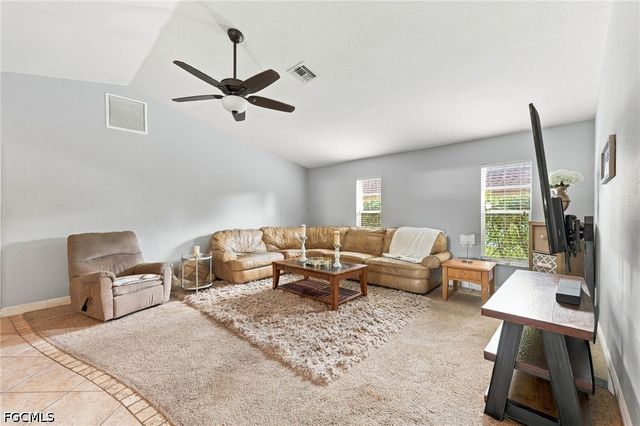 4206 NW 20th TER, Cape Coral, FL 33993