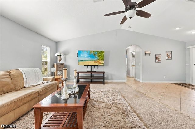 4206 NW 20th TER, Cape Coral, FL 33993