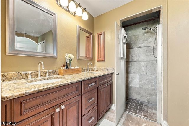 4206 NW 20th TER, Cape Coral, FL 33993