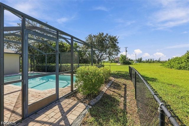 4206 NW 20th TER, Cape Coral, FL 33993