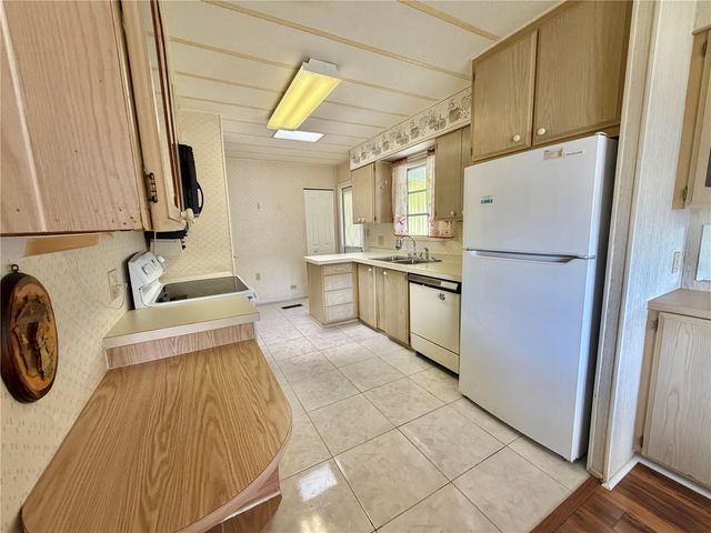 106 JASMINE TRAIL, Leesburg, FL 34748