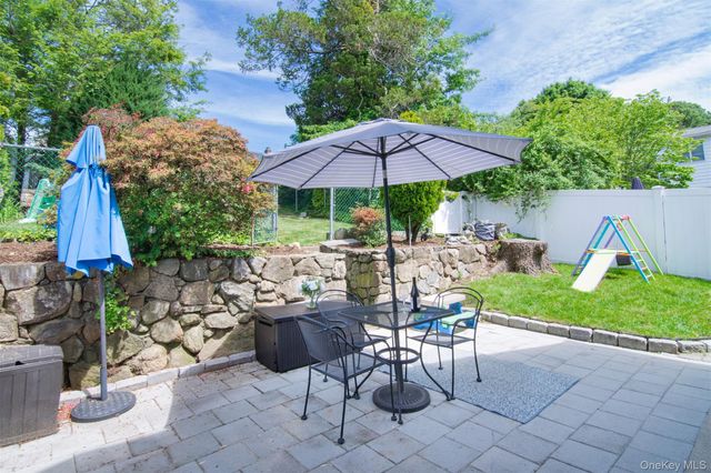 196 N Kensico Avenue, White Plains, NY 10604