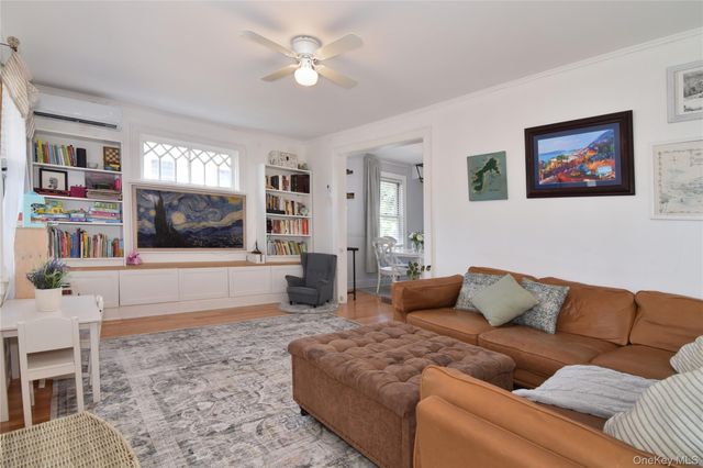 196 N Kensico Avenue, White Plains, NY 10604