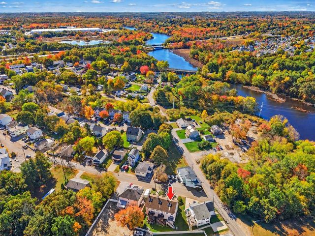 10 Eugene St 10, Lowell, MA 01852