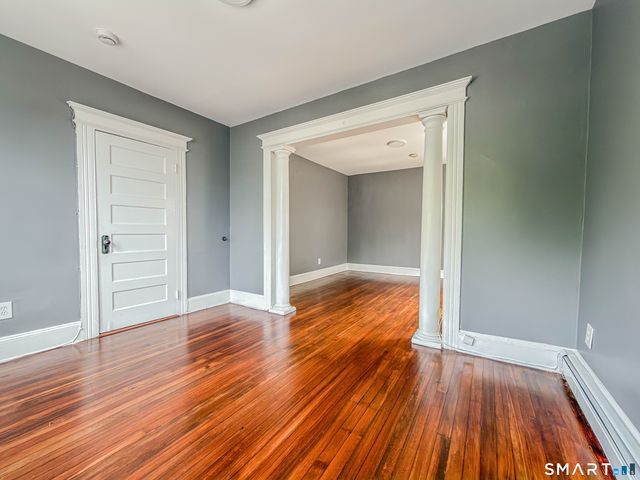 15 Elmwood Avenue 3, Bridgeport, CT 06605