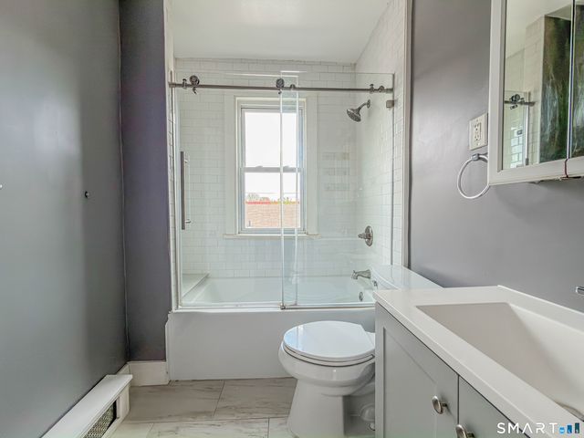 15 Elmwood Avenue 3, Bridgeport, CT 06605