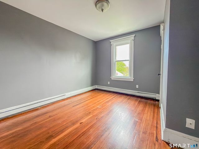 15 Elmwood Avenue 3, Bridgeport, CT 06605