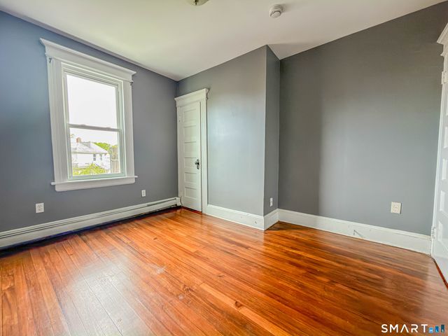 15 Elmwood Avenue 3, Bridgeport, CT 06605