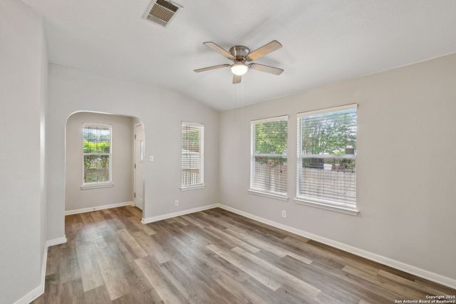5503 FORRESTER LN, San Antonio, TX 78247