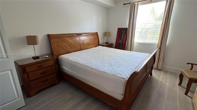 17100 N Bay Rd 1415, Sunny Isles Beach, FL 33160