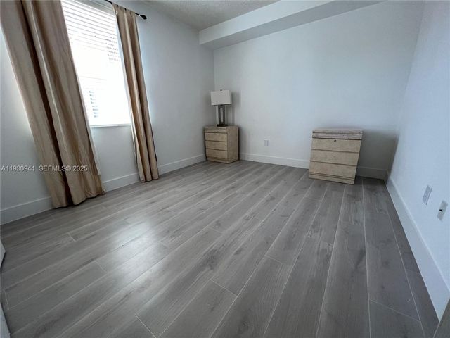 17100 N Bay Rd 1415, Sunny Isles Beach, FL 33160