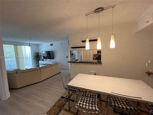 17100 N Bay Rd 1415, Sunny Isles Beach, FL 33160