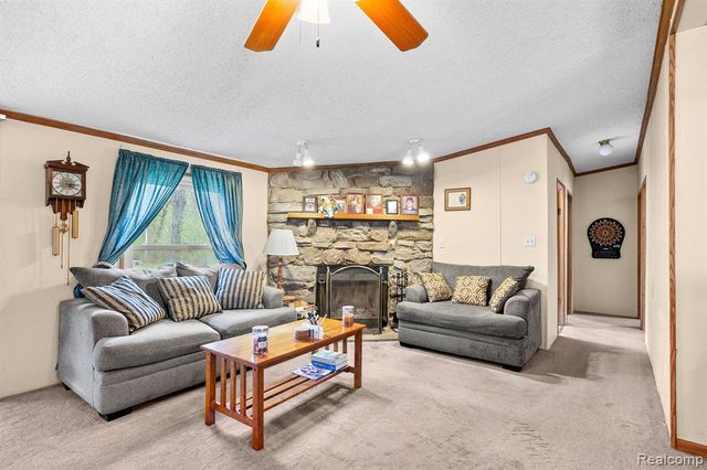 19074 Sumpter Road, Belleville, MI 48111