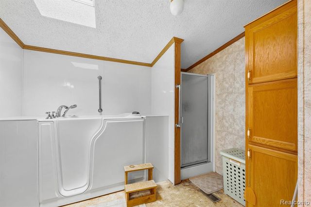 19074 Sumpter Road, Belleville, MI 48111