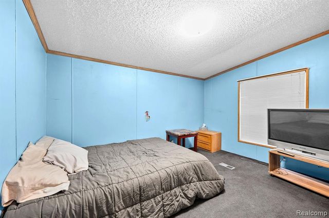 19074 Sumpter Road, Belleville, MI 48111