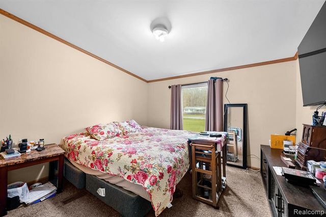 19074 Sumpter Road, Belleville, MI 48111