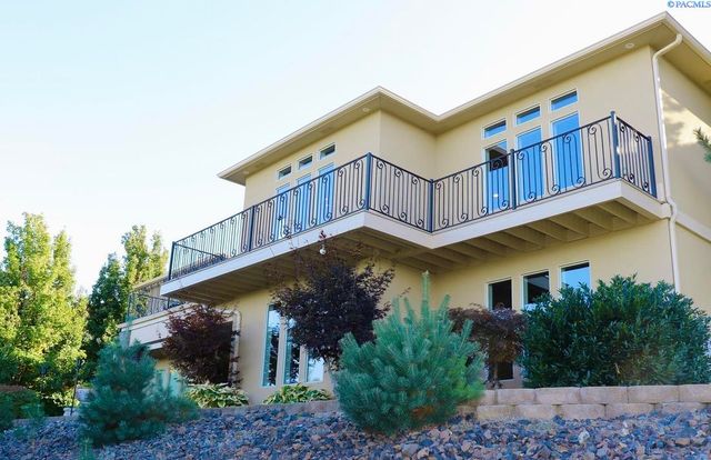 4002 W 43rd Avenue, Kennewick, WA 99337