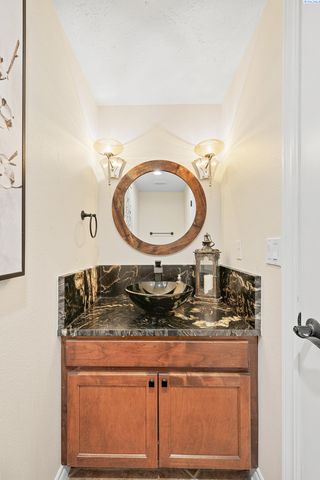 4002 W 43rd Avenue, Kennewick, WA 99337