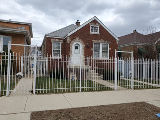 2434 W 47th Place, Chicago, IL 60632