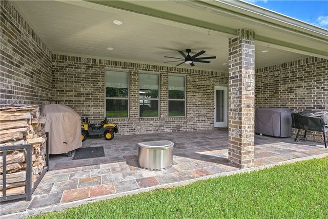3329 Fiddlers Green, Bryan, TX 77808