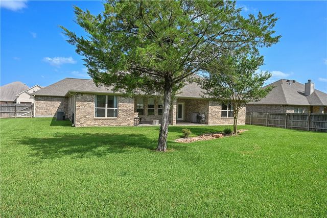 3329 Fiddlers Green, Bryan, TX 77808