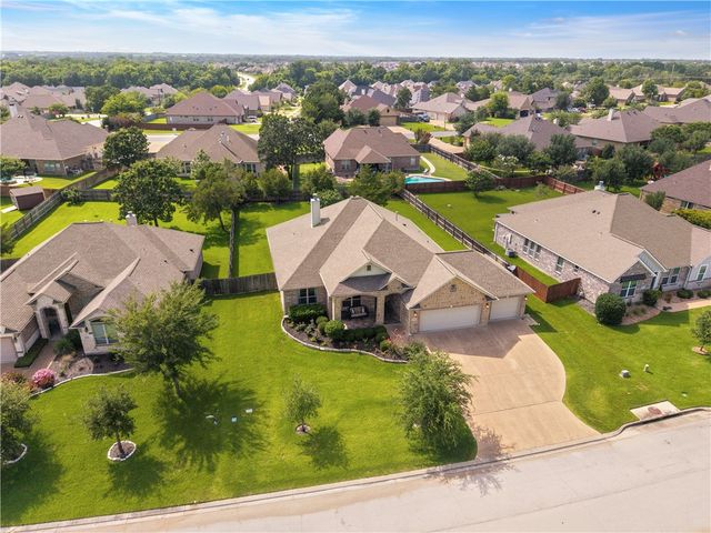 3329 Fiddlers Green, Bryan, TX 77808