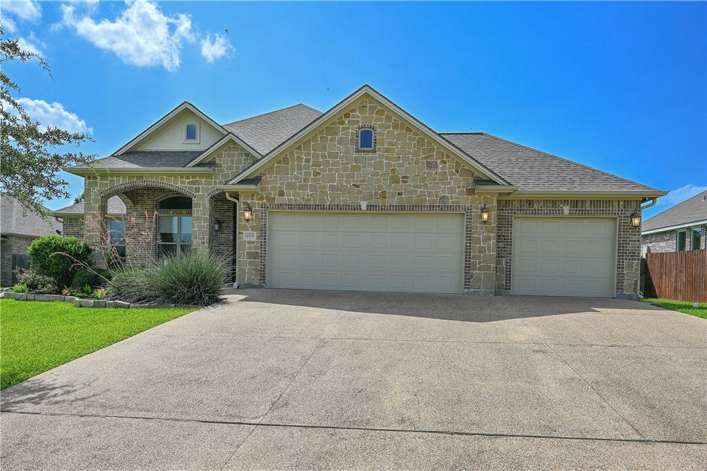 3329 Fiddlers Green, Bryan, TX 77808 — photo 2