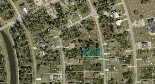 416 Palmyra AVE, Lehigh Acres, FL 33974