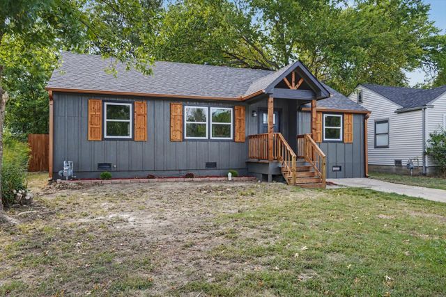 1040 N New Haven Avenue, Tulsa, OK 74115