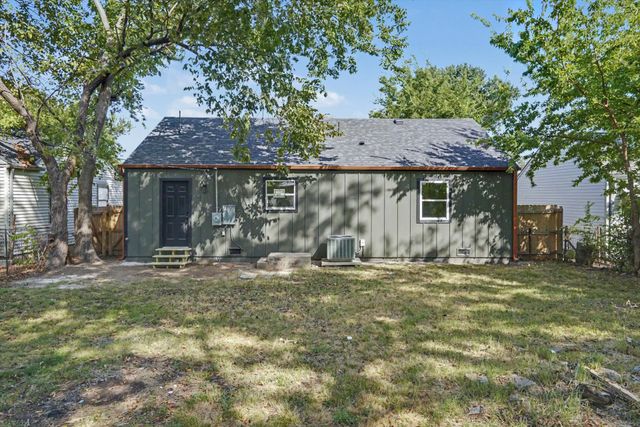 1040 N New Haven Avenue, Tulsa, OK 74115