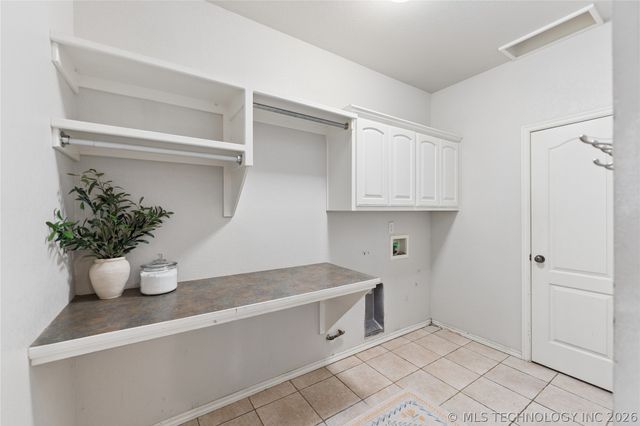 8240 Overlook Trail, Claremore, OK 74019