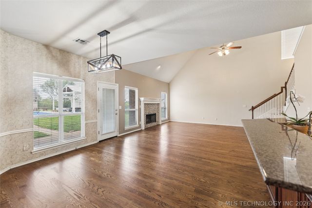 8240 Overlook Trail, Claremore, OK 74019