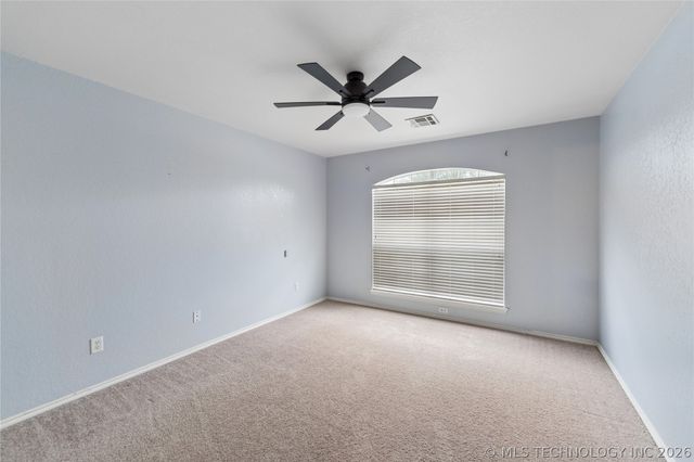 8240 Overlook Trail, Claremore, OK 74019