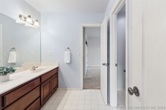 8240 Overlook Trail, Claremore, OK 74019