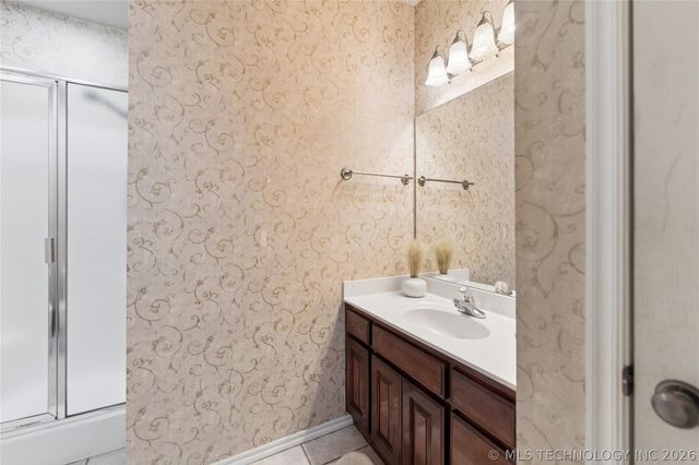 8240 Overlook Trail, Claremore, OK 74019
