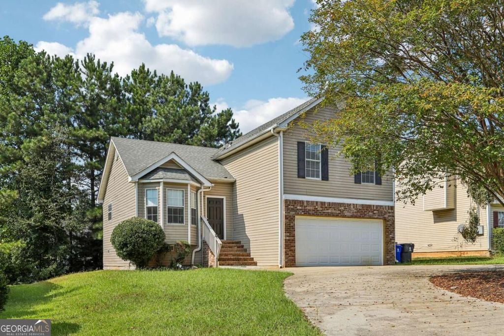 4031 Robin Circle, Atlanta, GA 30349 — exterior
