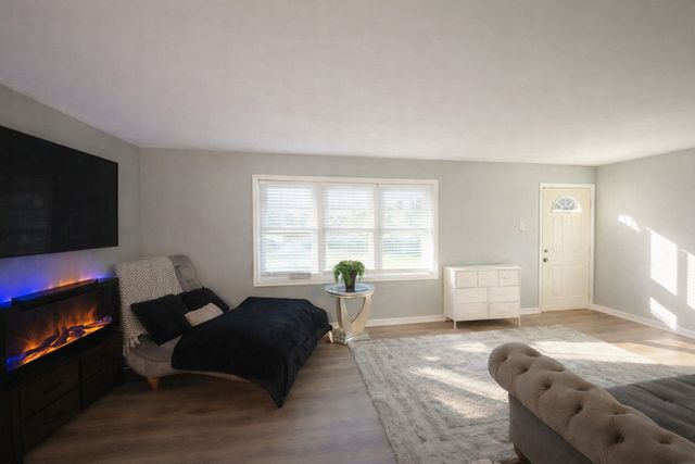 17718 Ridgewood Drive, Hazel Crest, IL 60429