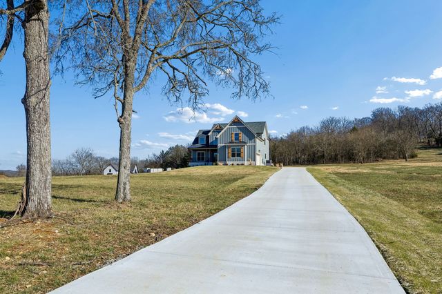 13781 Cainsville Rd, Lebanon, TN 37090