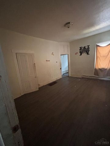 3836 Llewellyn Avenue, Cincinnati, OH 45223