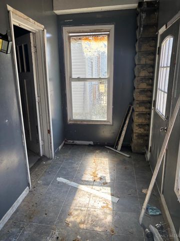 3836 Llewellyn Avenue, Cincinnati, OH 45223