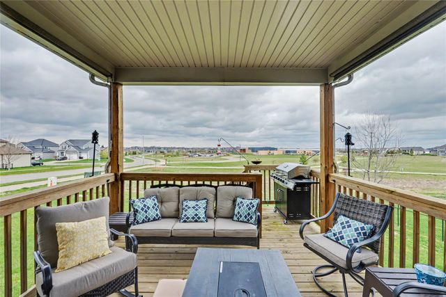 405 NE Fox Run Trail, Waukee, IA 50263