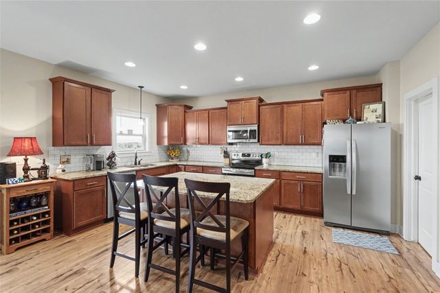 405 NE Fox Run Trail, Waukee, IA 50263