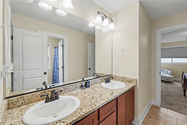 405 NE Fox Run Trail, Waukee, IA 50263